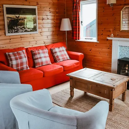 Cabins At Old Pier House Fort Augustus Exterior photo