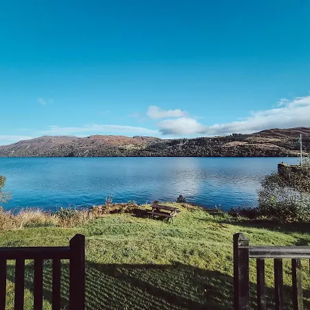 Cabins At Old Pier House Fort Augustus Exterior photo