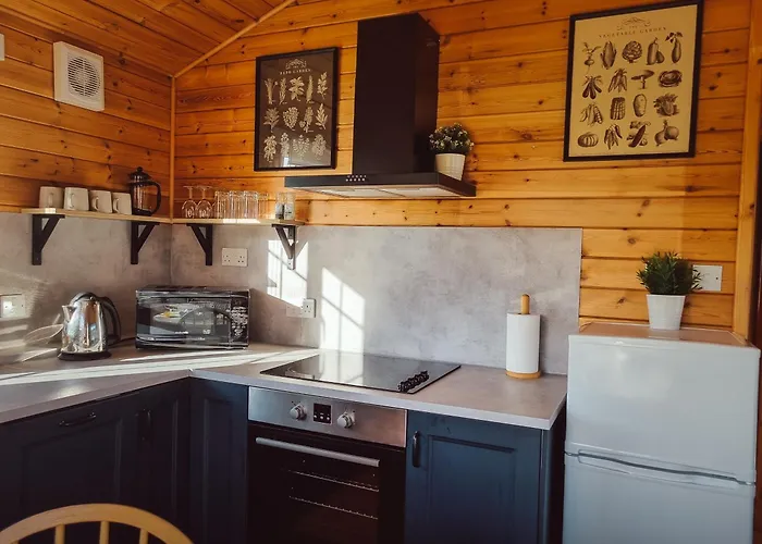 Cabins At Old Pier House